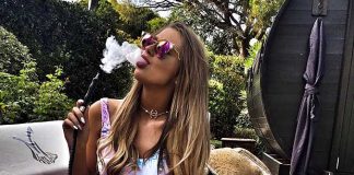 Велина Узунова от Сандански пуши наргиле в Сен Тропе и пи коктейли на яхта в Ибиза, отскочи и до гръцкия остров Миконос