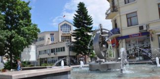 Благотворителна кампания „Бъди човек“ се провежда в Банско и Разлог