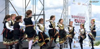 Над 20-часoва програма и над 700 самодейци на сцената на Църногорския събор „В сърцето на Граово“