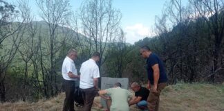 Поставиха паметна плоча на лобното място на Антон и Валери, загубили живота си в битка с огъня