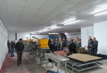 Бъдещи лесовъди се запознаха със съвременни технологии за обработка на семена и производство на фиданки Бъдещи лесовъди се запознаха със съвременни технологии за обработка на семена и производство на фиданки.