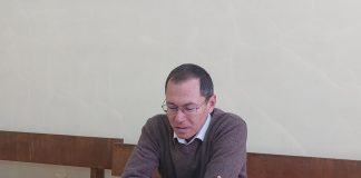 Син на известен дупнишки гинеколог е със „Задържане под стража“ за грабеж със заплашване и дегизиран с женски дрехи ВСС избра с пълно единодушие съдия Иван Димитров за втори мандат председател на РС - Дупница.
