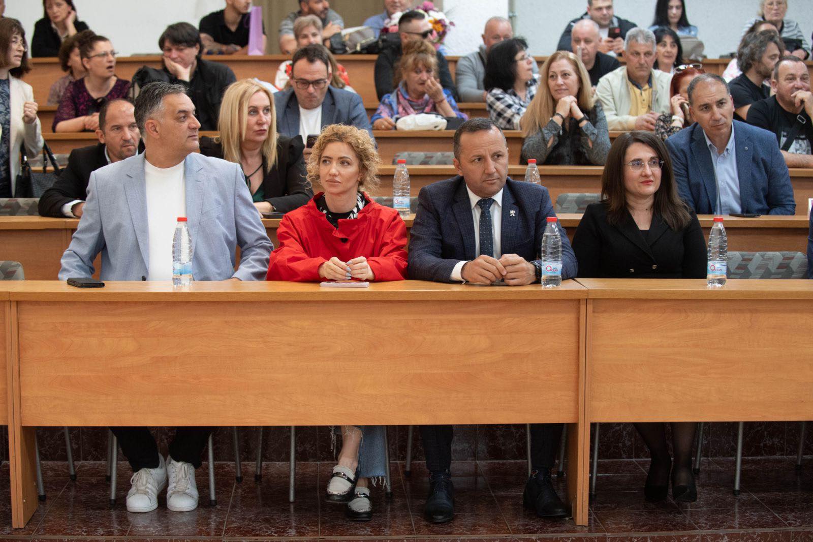 Губернаторът на Пиринско Георги Динев бе сред официалните