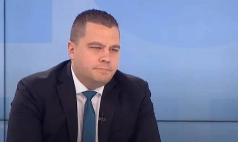 Балабанов: Колегата Цончо Ганев е изплашен от приемането