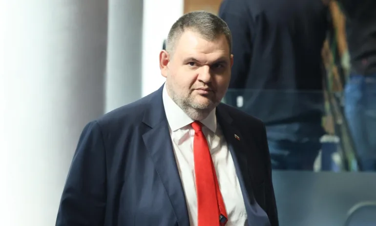 Пеевски: Разграбването на държавните имоти