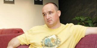 Наградената учителка Райна Хаджийска на връх празника на Дупница: Благодаря на Пламен Галев за центъра за деца с увреждания в Дупница! Наградената учителка Райна Хаджийска на връх празника на Дупница: Благодаря на Пламен Галев за центъра за деца с увреждания в Дупница!!