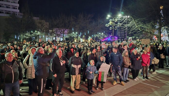 Сандански и Гоце Делчев излизат на протест