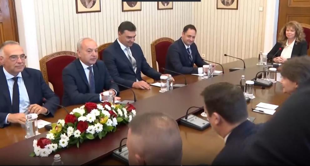 „Прогресивна България“ на консултации при президента