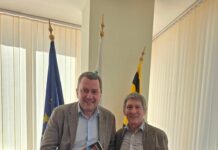 Кметът Владимиров обсъди с четирима шампиона бъдещето на борбата в Перник Кметът Владимиров обсъди с четирима шампиона бъдещето на борбата в Перник