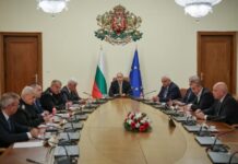 Нова атака в Черно море: Два кораба са ударени, единият е потънал! Радев привиква Митрофанова!