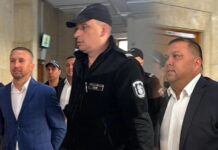 СКАНДАЛ С ДВАМА КМЕТОВЕ: Затворът в Бургас знаел ли е предварително какво ще реши съдът? СКАНДАЛ С ДВАМА КМЕТОВЕ: Затворът в Бургас знаел ли е предварително