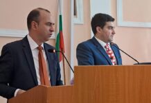 Загриженост пред камерите или реален контрол? Димитър Моралийски отново задава въпроси за водата в Кюстендил като журналист, но какво свърши той като съветник и правителствата на ПП- ДБ, особено Кирил Петков от Дупница?