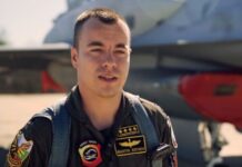 Гордост за Кюстендил! Кап. Мартин Сотиров сред пилотите съпроводили военния самолет „Спартан“ с останките на цар Самуил!