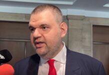 Делян Пеевски, лидер на ДПС: Управляващите са в пълна истерия! Обръщам се към Радев – насилието ще доведе само до край на това управление!