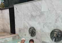 Любими гости в „Спартак“! Люба Вучова и Теменужка Шумано от Говедарци превзеха Сандански с Библия, масажен пистолет и добро настроение!
