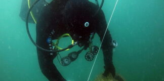 ГДБОП с подводна акция, спасиха ценни амфори от Черно море ГДБОП и НИМ с подводна акция, спасиха ценни амфори от Черно море