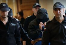 Отстраниха надзирател в затвора в Самораново заради Васил Михайлов, снимал го докато се храни