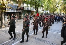 Историята излезе на улицата в Благоевград. И хората я последваха… Историята излезе на улицата в Благоевград. И хората
