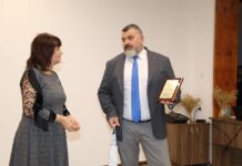 Ангел Живков от Гоце Делчев влиза в работна група към МОН за промени в правилата за учениците Ангел Живков от Гоце Делчев влиза в работна група към МОН за промени