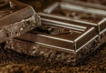 Черният шоколад: 30 гр с 85% какао за три седмици значително подобрява настроението Черният шоколад: 30 гр с 85% какао за три седмици значително