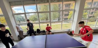 Традиционният турнир по тенис на маса, посветен на празника на Разлог, събра ученици от четири общини Традиционният турнир по тенис на маса