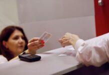Без валидна лична карта преди балотажа? МВР обясни как ще можете да гласувате Без валидна лична карта преди балотажа? МВР обясни как ще можете