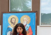 Отличничката Александра Бутилова ще поведе факелното шествие за Деня на народните будители в Гоце Делчев Отличничката Александра Бутилова ще поведе факелното шествие за Деня