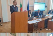 Читатели питат: Петър Василев от Големо село: Кога Димитър Моралийски ще започне да задава ясни журналистически въпроси, вместо да влиза в словесни сблъсъци с кмета?