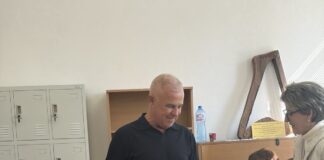 14,15% избирателна активност към 16 часа отчетоха в Пиринско, рекордьори в Симитли с 29,57% 14,15% избирателна активност към 16 часа отчетоха в Пиринско, рекордьори в Симитли с 29,57%